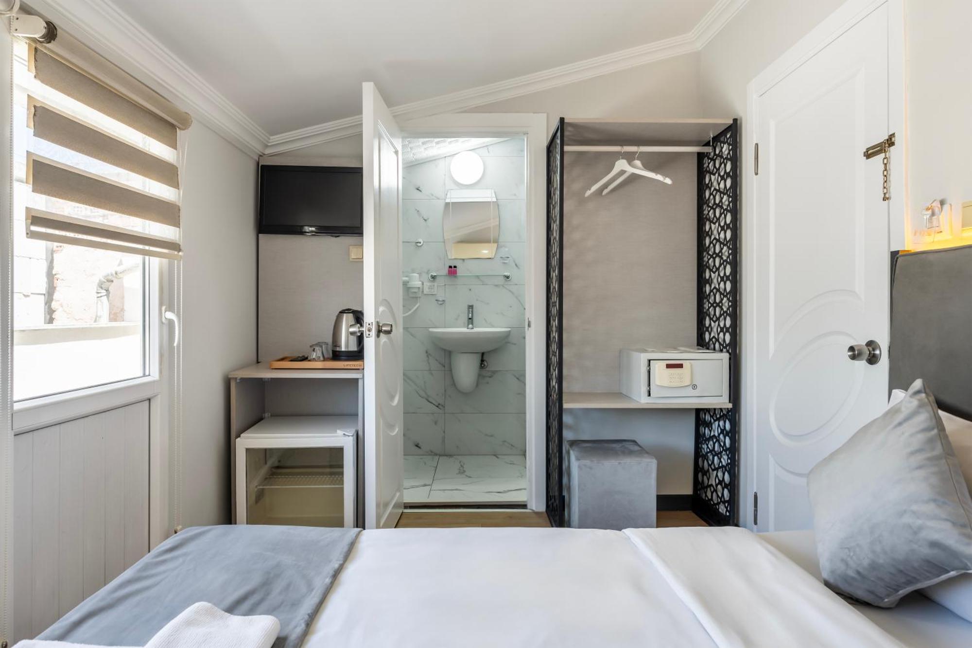 Taksim Trust Hotel Стамбул Екстер'єр фото